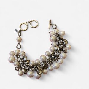 Premier Designs Pearl Cluster Charm Bracelet in Iridescent White